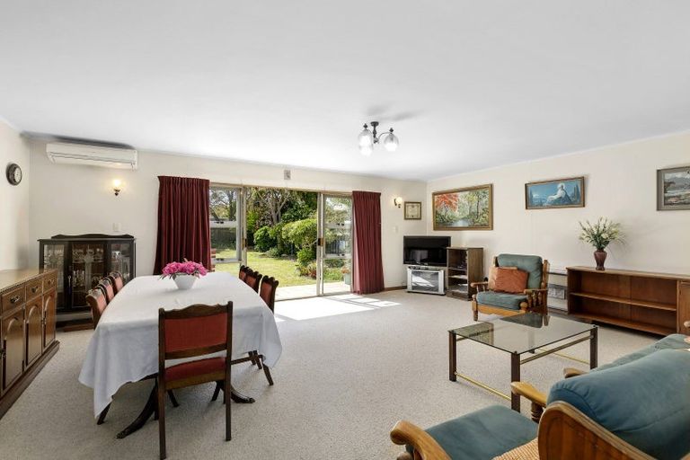 Photo of property in 4 Bristol Square, Hutt Central, Lower Hutt, 5010