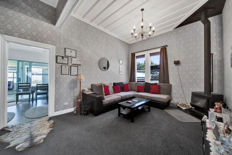 Photo of property in 112 Orlando Street, Stratford, 4332