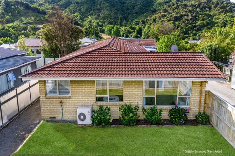 Photo of property in 131a Waikawa Road, Picton, 7220
