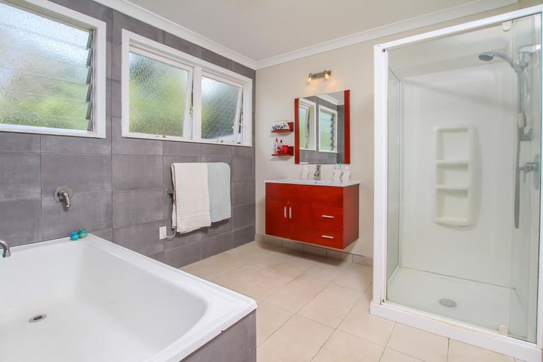 Photo of property in 35 Church Street, Kawakawa, 0210