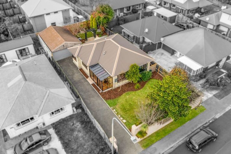 Photo of property in 19 Wharenui Road, Upper Riccarton, Christchurch, 8041