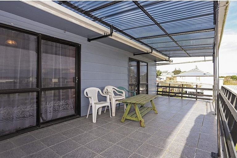 Photo of property in 667 Pukehina Parade, Pukehina, Te Puke, 3189