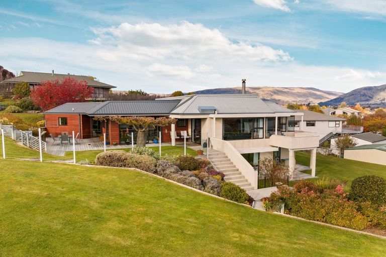 Photo of property in 98 Hunter Crescent, Wanaka, 9305