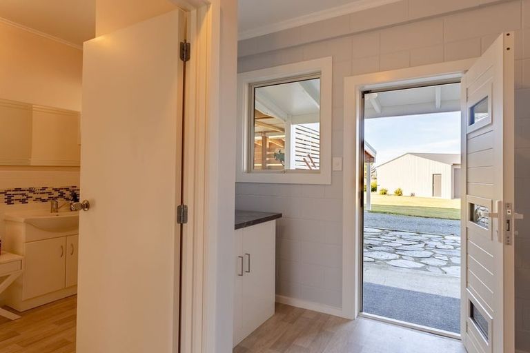 Photo of property in 3 Maitland Place, Favona, Auckland, 2024