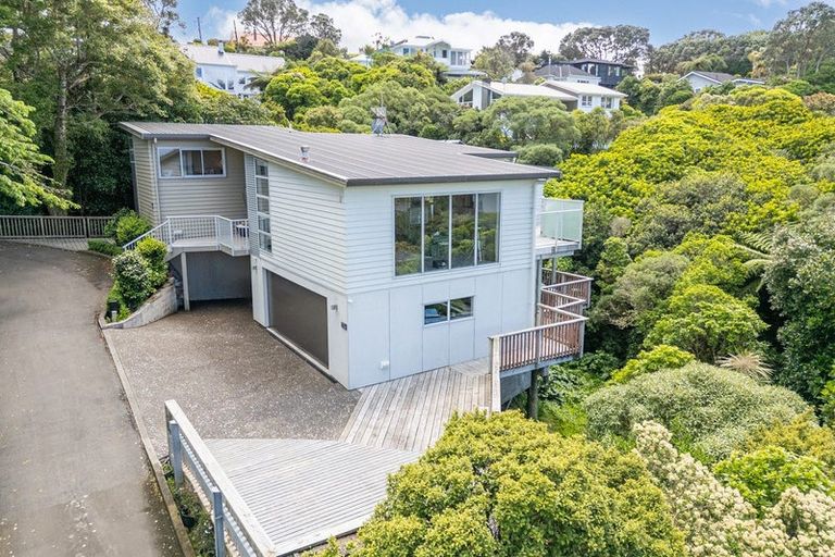 Photo of property in 77a Nicholson Road, Khandallah, Wellington, 6035