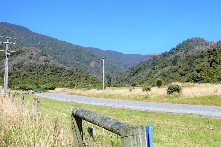 Photo of property in 19 Prospector Place, Barrytown, Runanga, 7873