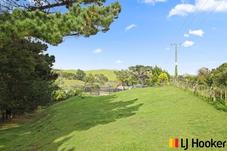 Photo of property in 15 Kelland Road, Pollok, Waiuku, 2683