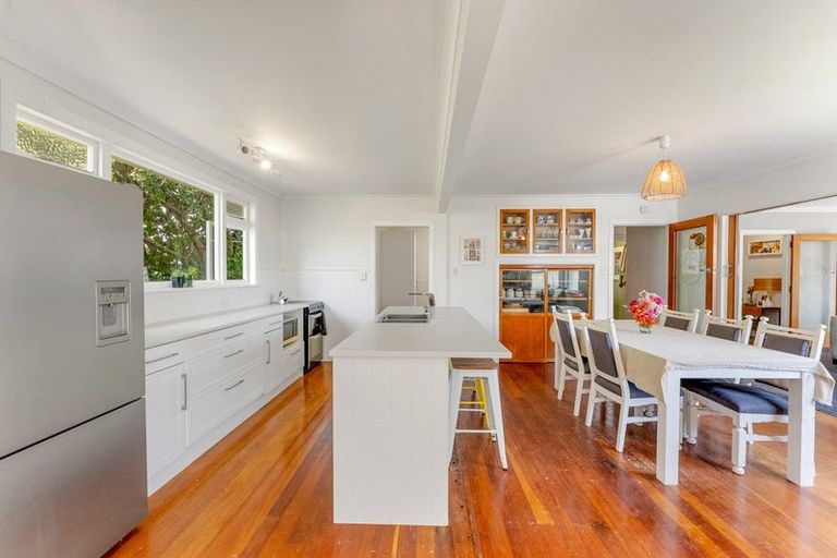 Photo of property in 41 Cumming Street, Okato, 4335