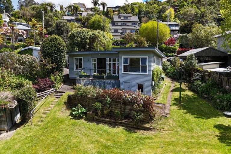 Photo of property in 33 Okareka Loop Road, Lake Okareka, Rotorua, 3076
