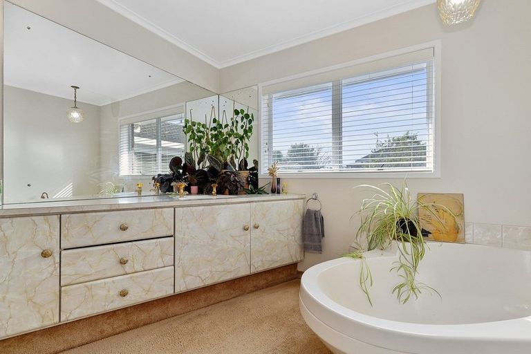 Photo of property in 42 Deanna Avenue, Morrinsville, 3300