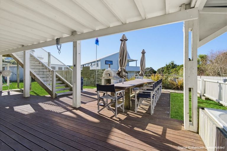 Photo of property in 1a West End Road, Ohope, 3121