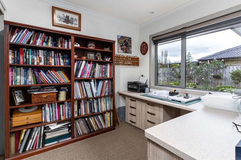 Photo of property in 4 Lancewood Avenue, Feilding, 4702