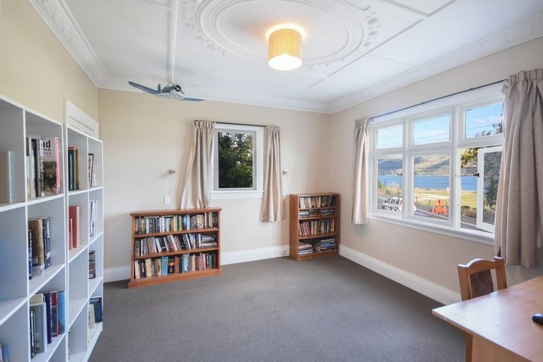 Photo of property in 155 Ravensbourne Road, Ravensbourne, Dunedin, 9022
