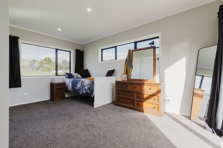 Photo of property in 23a Edward Street