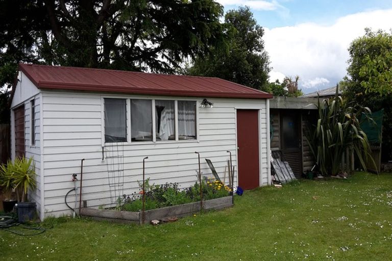 Photo of property in 3 Tudor Place, Koutu, Rotorua, 3010