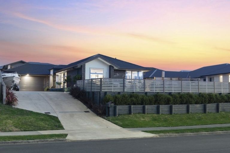 Photo of property in 169 Rowesdale Drive, Ohauiti, Tauranga, 3112