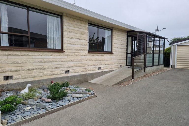 Photo of property in 54c Avenue Road, West End, Timaru, 7910