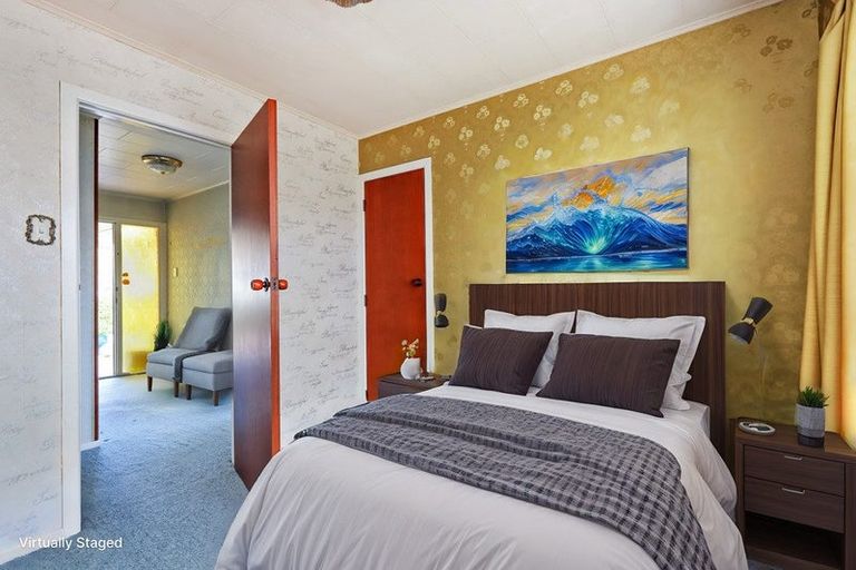 Photo of property in 48 Trigg Crescent, Taradale, Napier, 4112