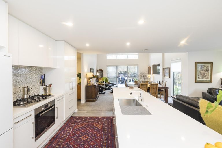 Photo of property in 76a Stanley Avenue, Palmerston North, 4414