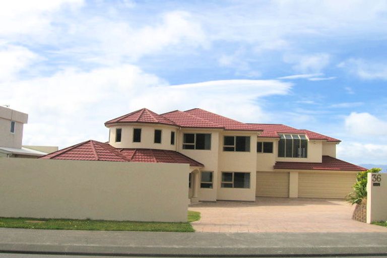 Photo of property in 36 Downing Street, Crofton Downs, Wellington, 6035