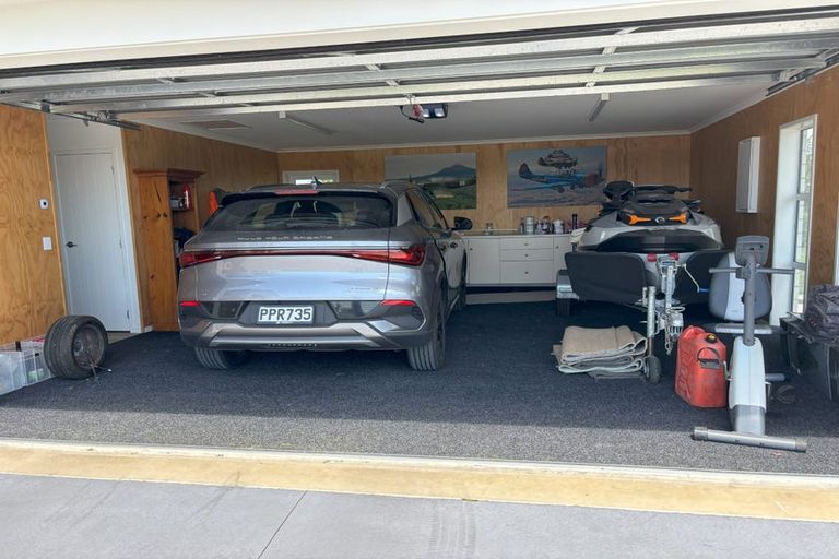 Photo of property in 60 Turangi Road, Motunui, Waitara, 4383