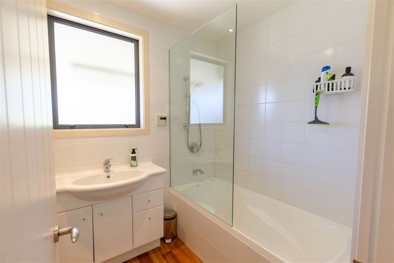 Photo of property in 103 Cashmere Bay Road, Moana, 7875