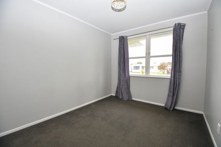 Photo of property in 48 Fergusson Street, Solway, Masterton, 5810