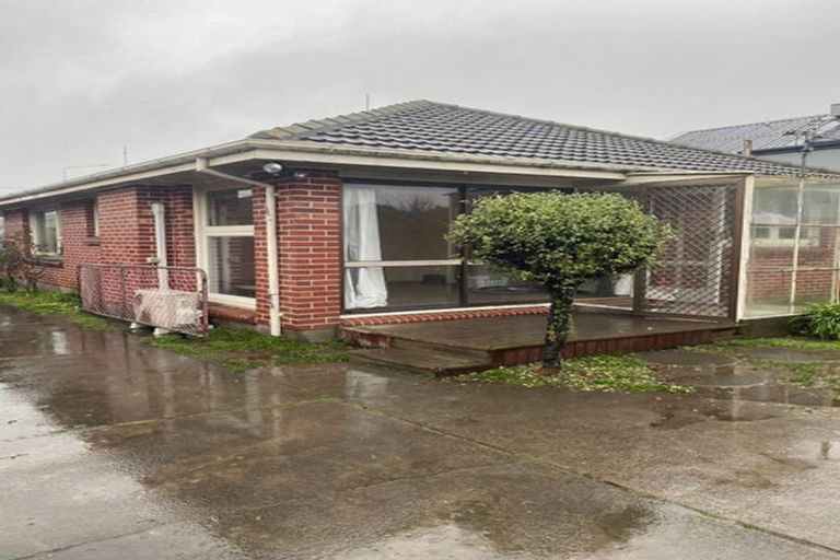 Photo of property in 1/25 Hills Road, Edgeware, Christchurch, 8013