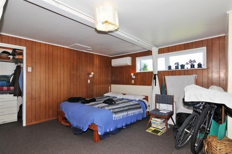 Photo of property in 58 Fairlie Terrace, Kelburn, Wellington, 6021