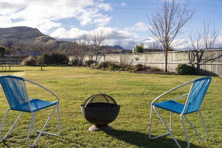 Photo of property in 20 Herries Lane, Lake Hayes, Queenstown, 9304