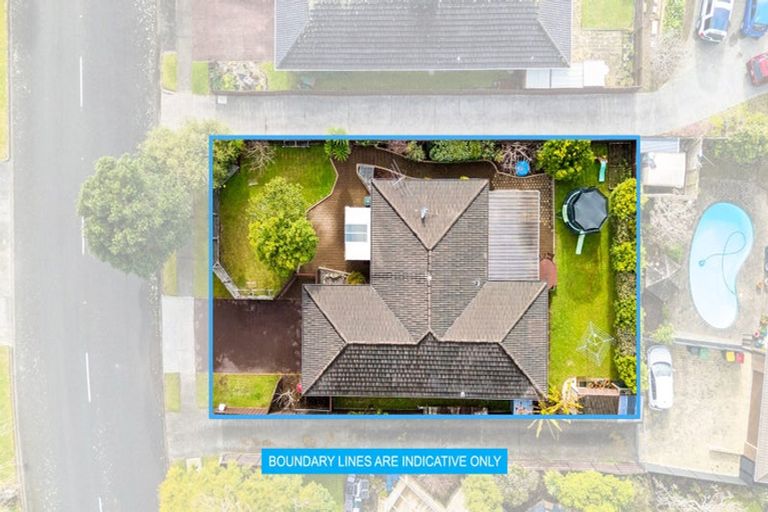 Photo of property in 86 Carnoustie Drive, Wattle Downs, Auckland, 2103