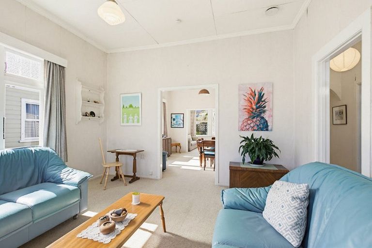 Photo of property in 19 Campbell Street, Karori, Wellington, 6012