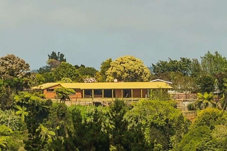 Photo of property in 21a Waiwera Place, Merrilands, New Plymouth, 4312