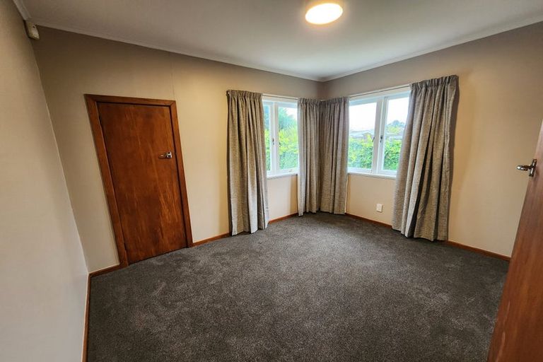 Photo of property in 1/33 Halver Road, Hillpark, Auckland, 2102