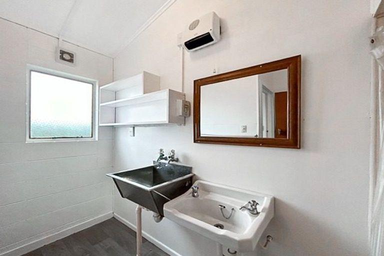 Photo of property in 12 Avenal Street, Avenal, Invercargill, 9810