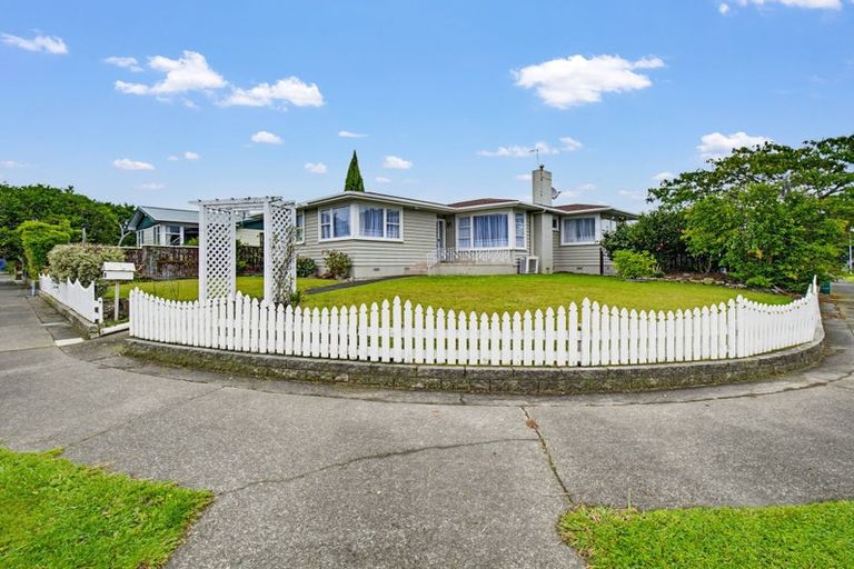 Photo of property in 32 Langley Avenue, Milson, Palmerston North, 4414