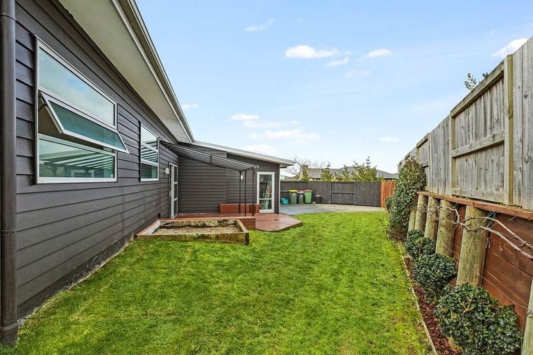 Photo of property in 20 Denham Court, Flagstaff, Hamilton, 3210