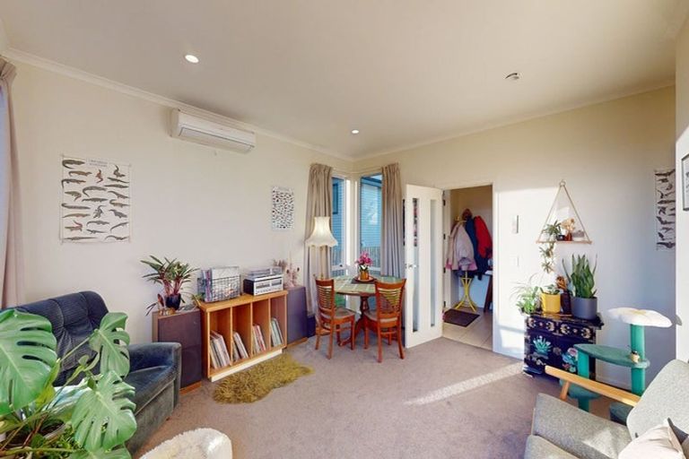 Photo of property in 10 Cedarwood Street, Woodridge, Wellington, 6037