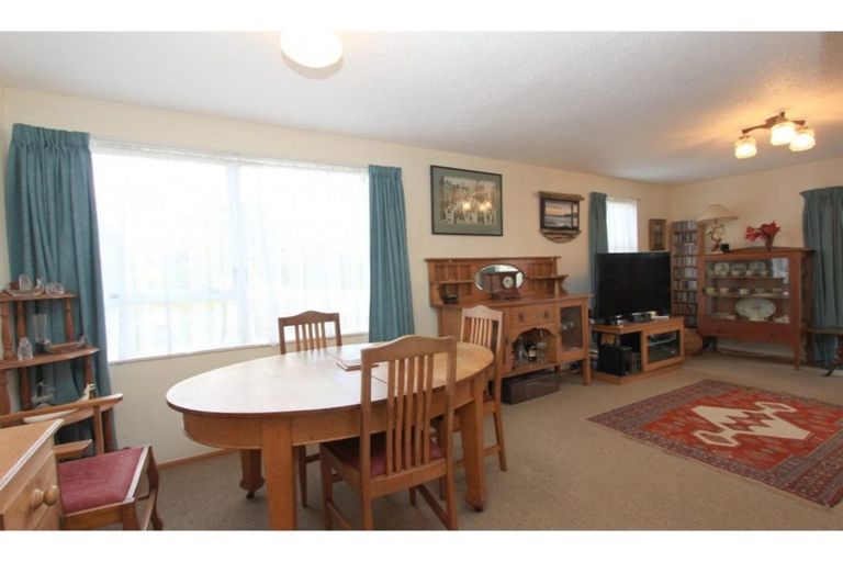 Photo of property in 60c Mclauchlan Street, Springlands, Blenheim, 7201