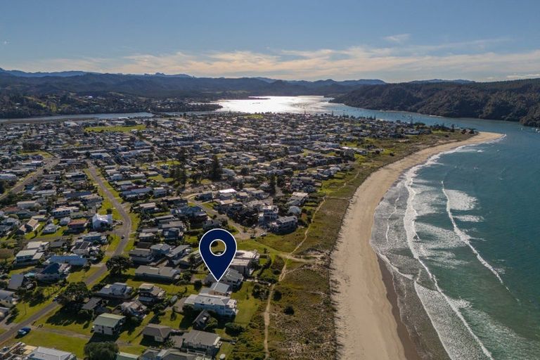 Photo of property in 224 Beverley Terrace, Whangamata, 3620