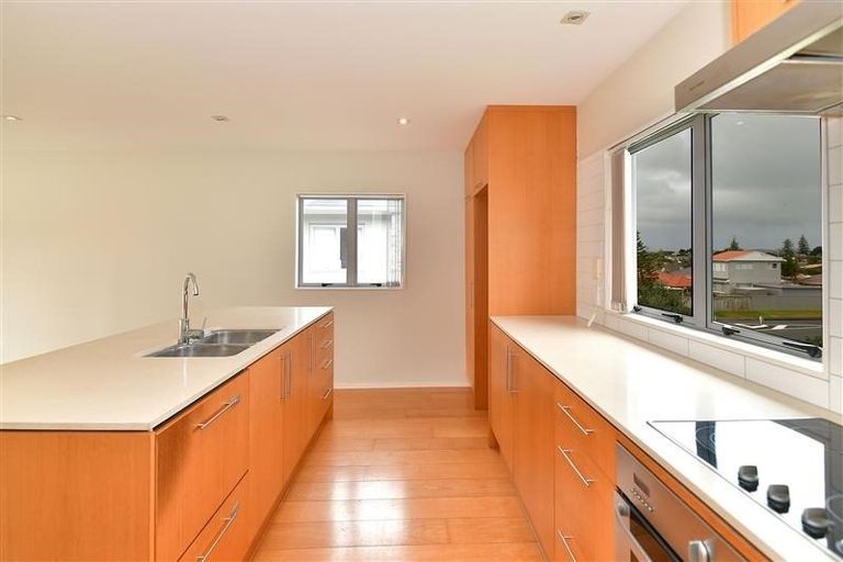 Photo of property in 315/252 Centreway Road, Orewa, 0931
