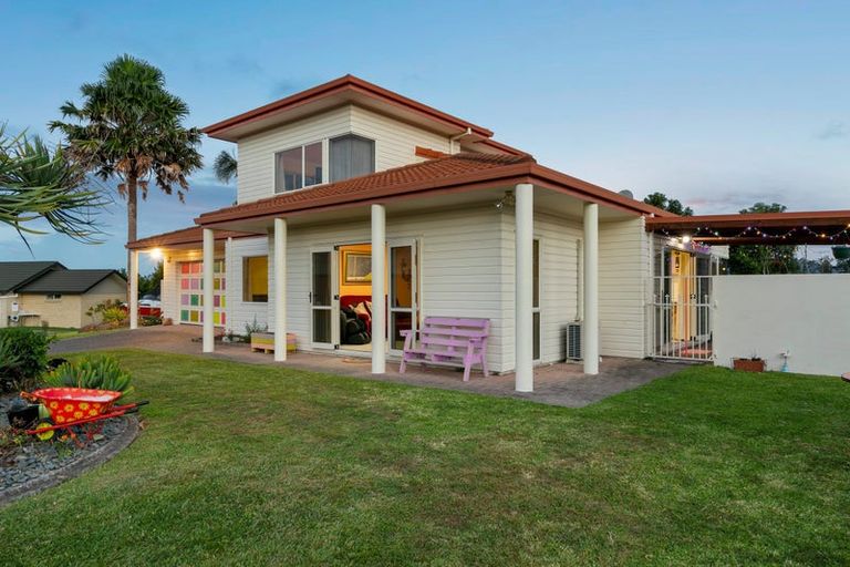 Photo of property in 48 Manor Park Drive, Pyes Pa, Tauranga, 3112