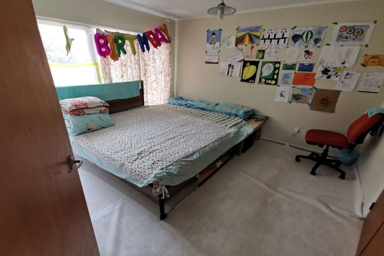 Photo of property in 103 Ennis Avenue, Pakuranga Heights, Auckland, 2010