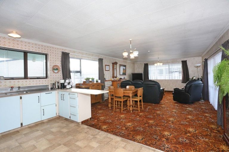 Photo of property in 2 Walker Crescent, Bulls, 4818