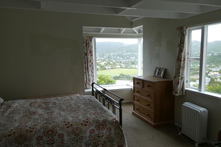 Photo of property in 9 Indira Place, Khandallah, Wellington, 6035