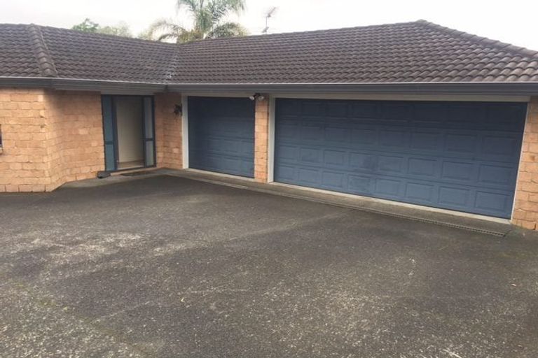 Photo of property in 43 Te Wharau Drive, Greenhithe, Auckland, 0632