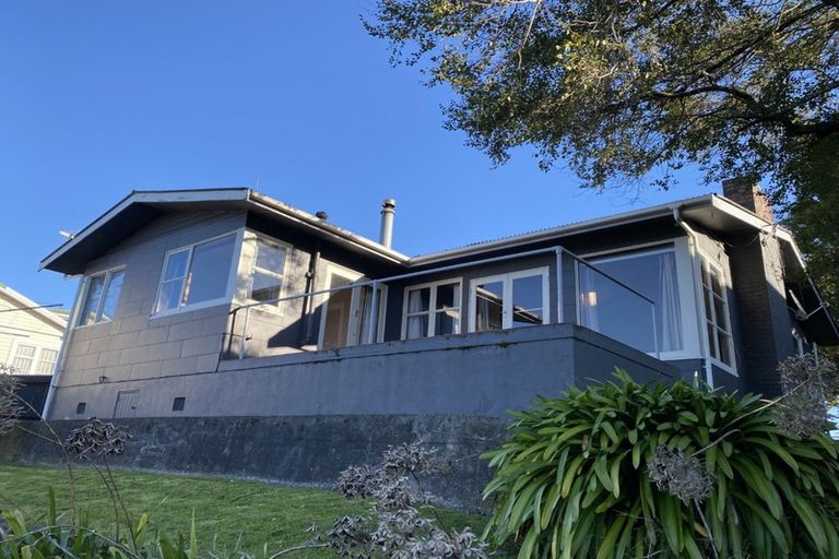 Photo of property in 103 Jickell Street, Hokowhitu, Palmerston North, 4410