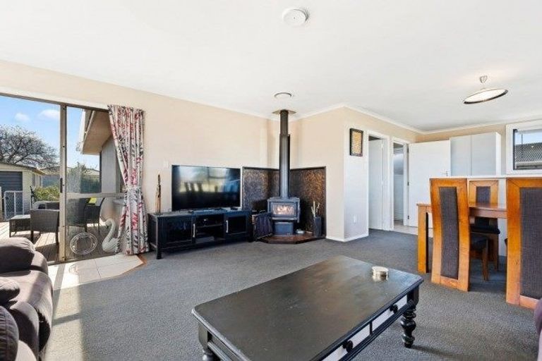 Photo of property in 14 Palmer Street, Rangiora, 7400