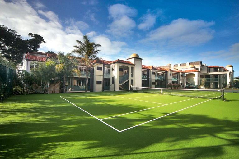 Photo of property in The Sands Apartments, 5/47 The Strand, Takapuna, Auckland, 0622