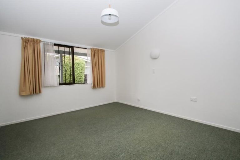 Photo of property in 50 Shakespeare Street, Leamington, Cambridge, 3432
